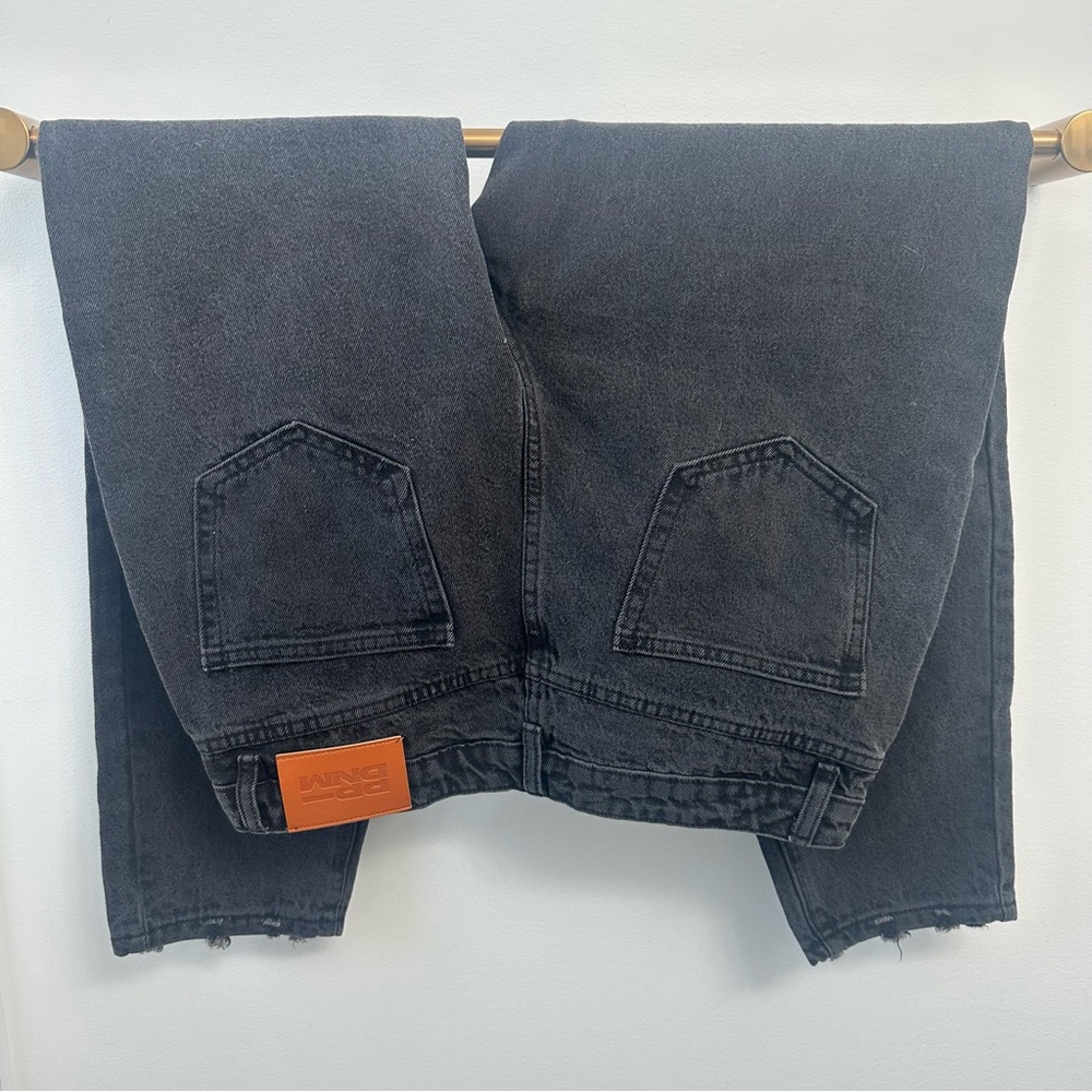 Princess Polly Zaiden Straight Leg Black Denim Jeans Distressed Hem Women’s 10